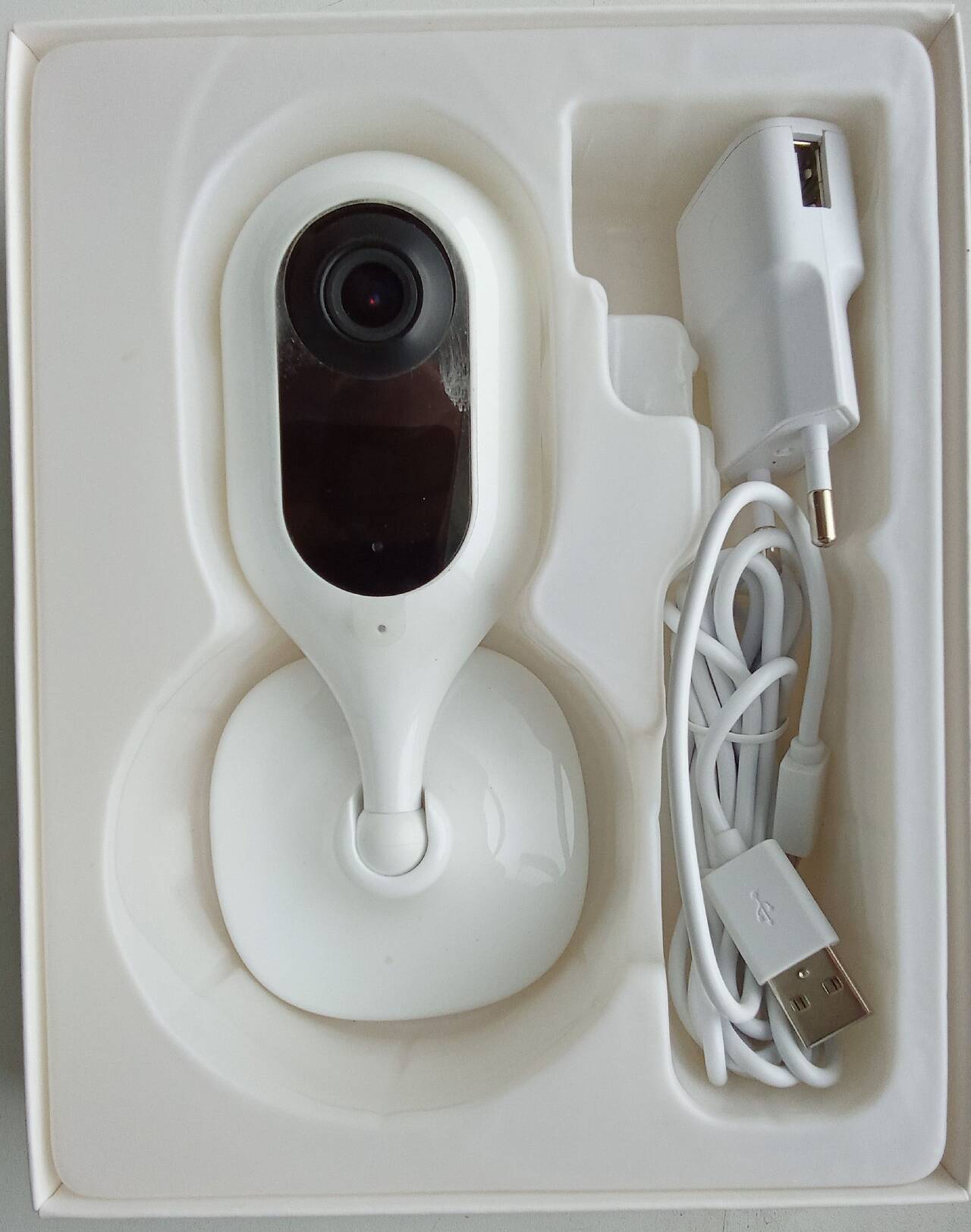 IP-камера Ростелеком WiFi QVC-IPC-136W  в Архангельске фото 7 Бытовая электроника Архангельск