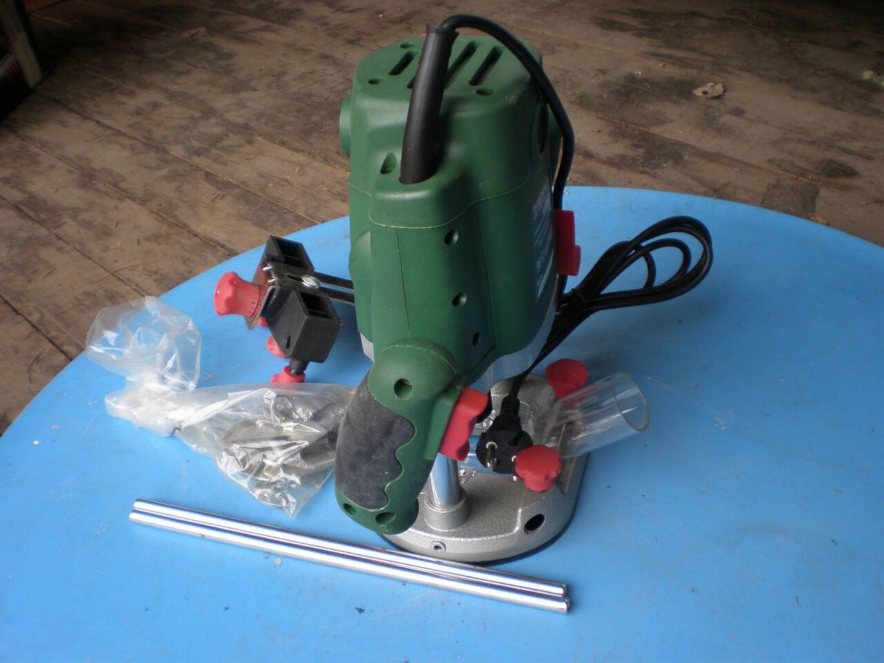 Фрезер DWT OF-1500VS в Архангельске фото 3 Для дома и дачи Архангельск