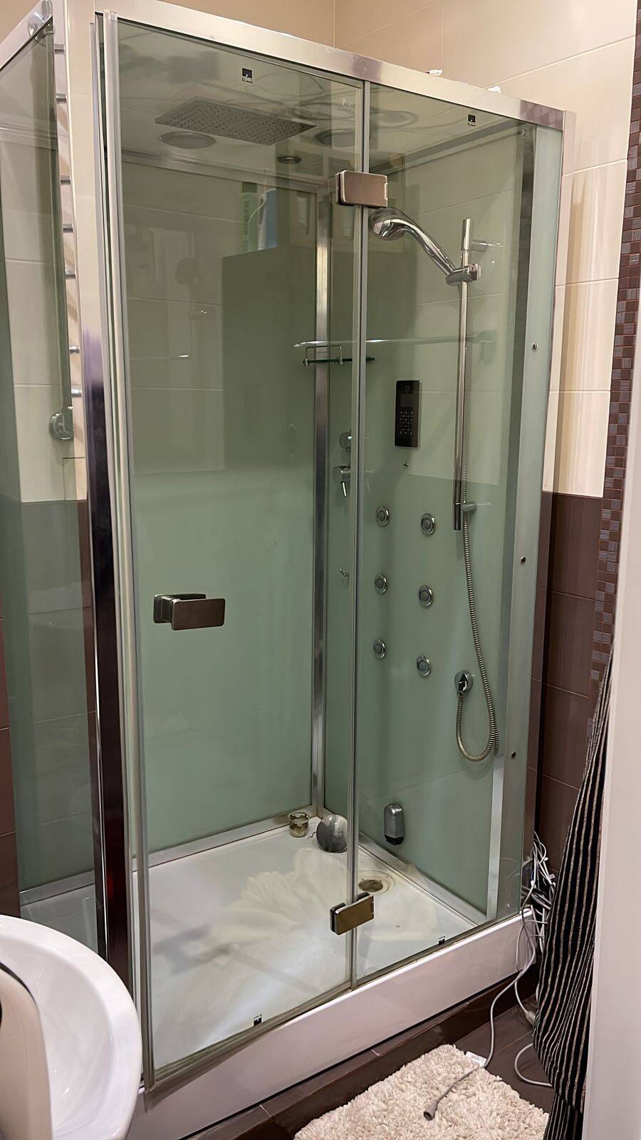 Ремонт и установка душевых кабин и ограждений в Москве фото 5 Услуги Москва