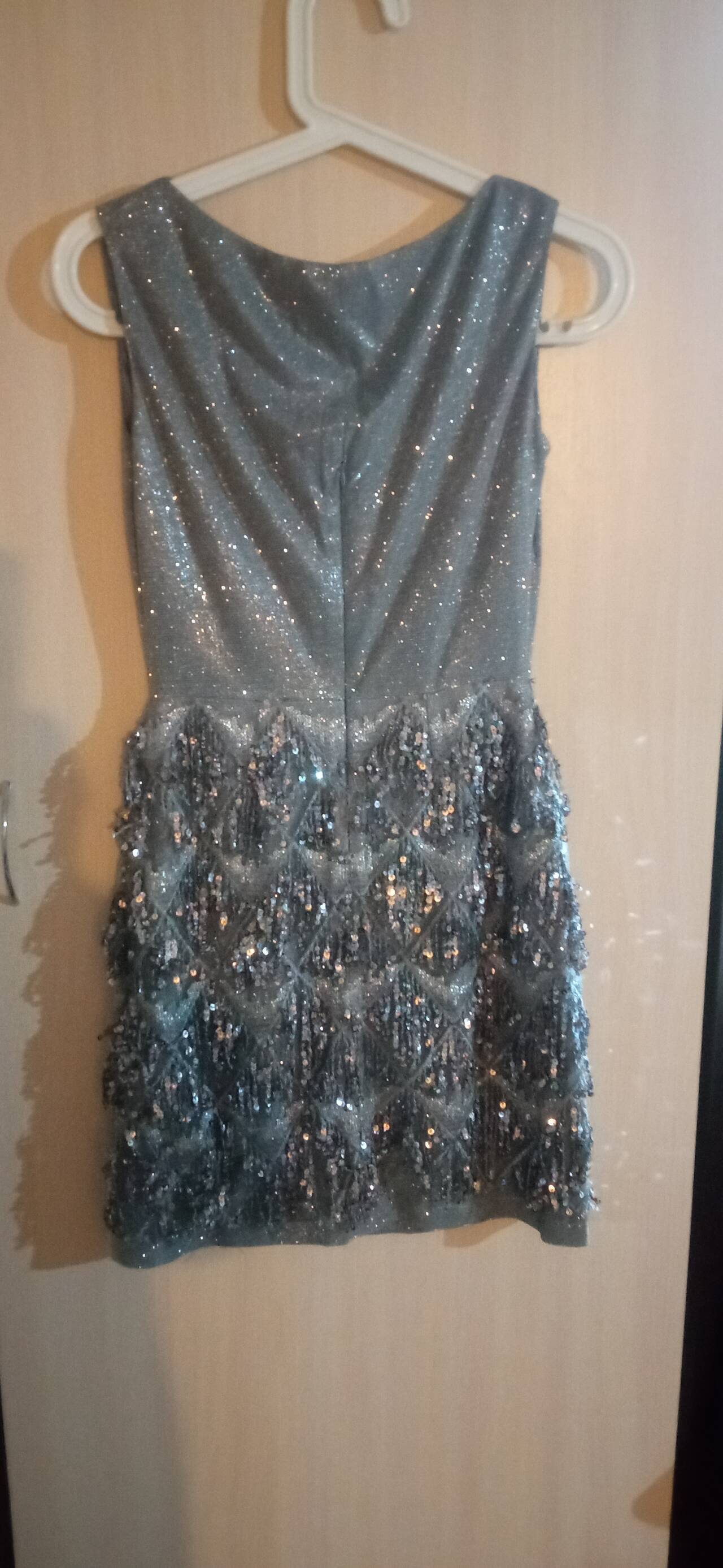 Коктейльное платье с пайетками в Москве фото 2 Личные вещи Москва