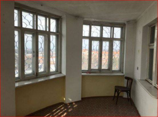 5-ти комнатная квартира Братск, Есенина, 9