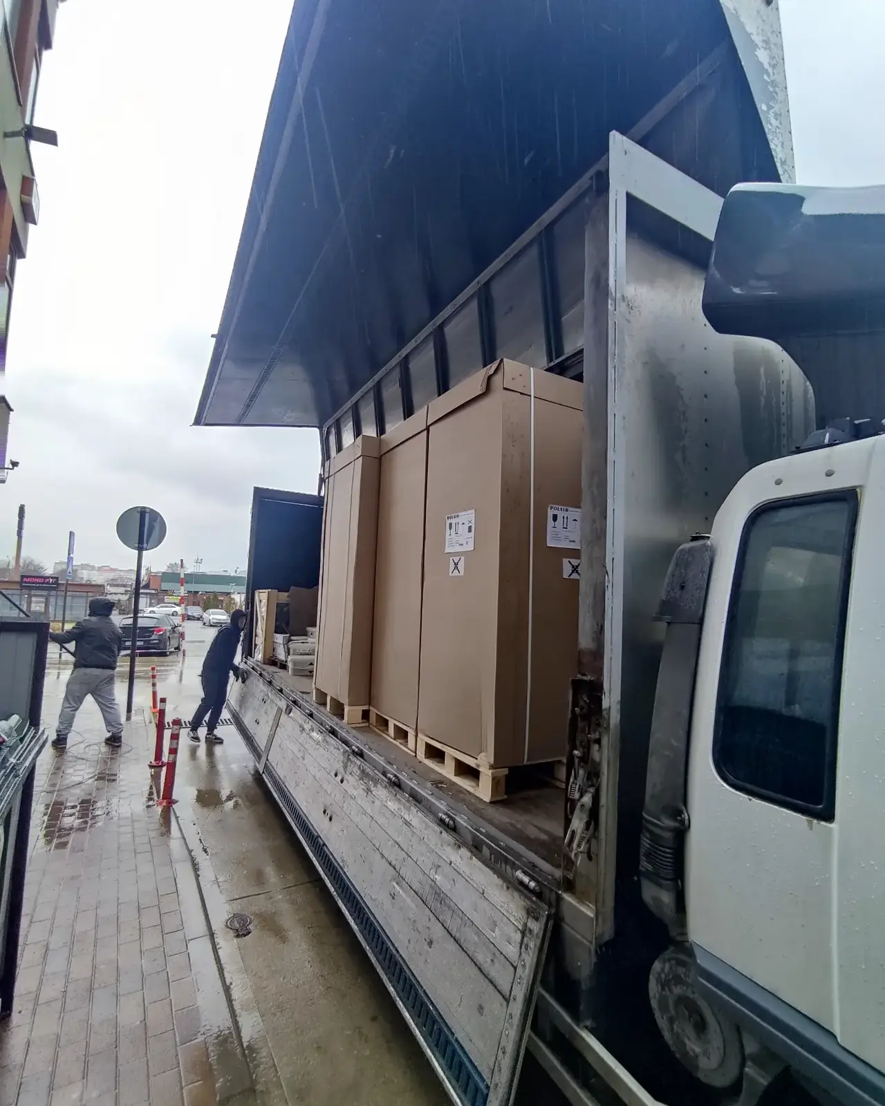 Грузоперевозки/Профессиональные грузчики в Новороссийске фото 4 Услуги Новороссийск