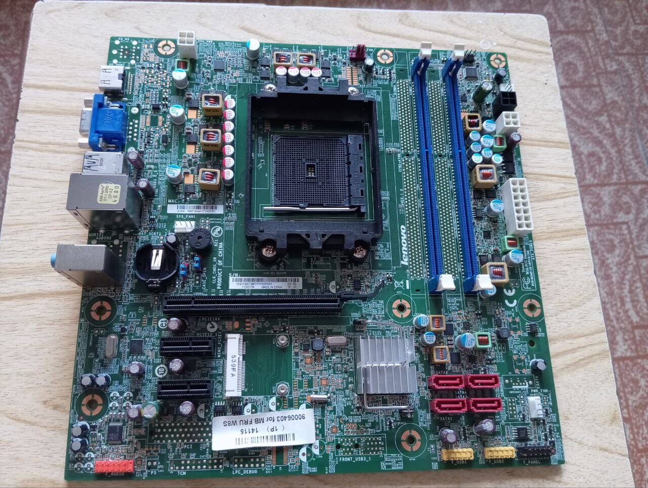 Материнская плата