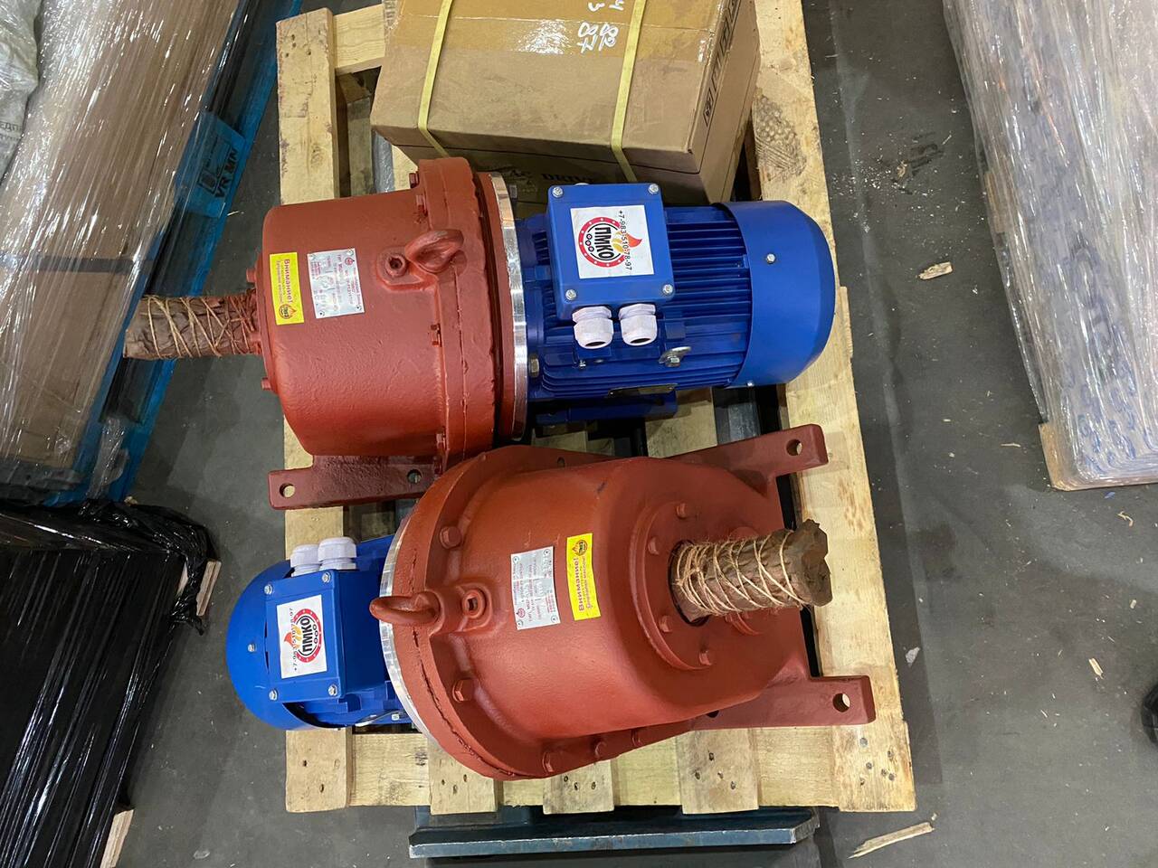 Редукторы, эл. двигатели, муфты, подшипники, насосы, дымососы в Воронеже фото 3 Бытовая электроника Воронеж