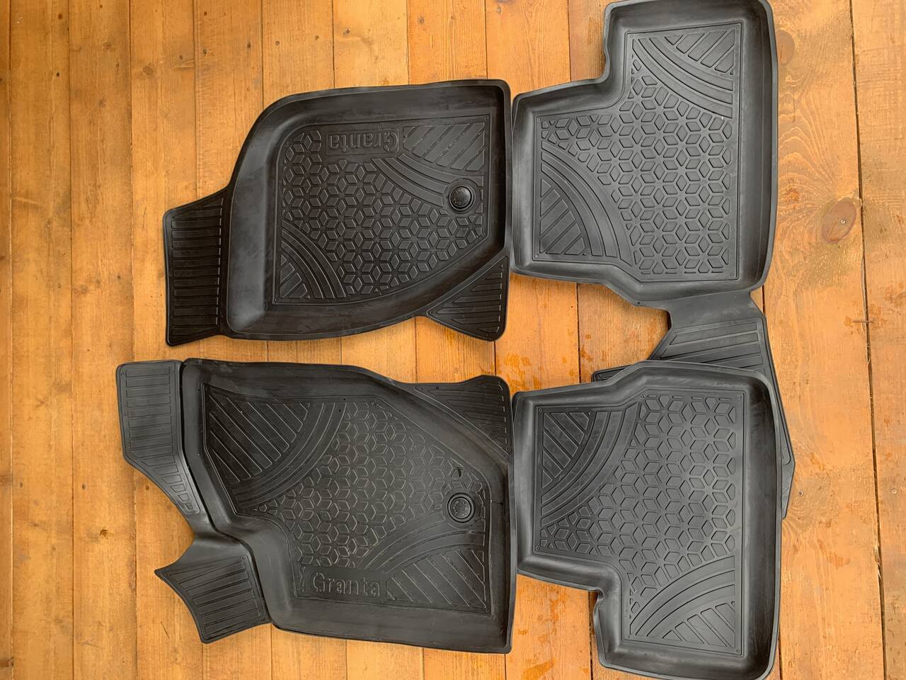 Ковры резиновые, с бортами, для Лада гранта, комплект.