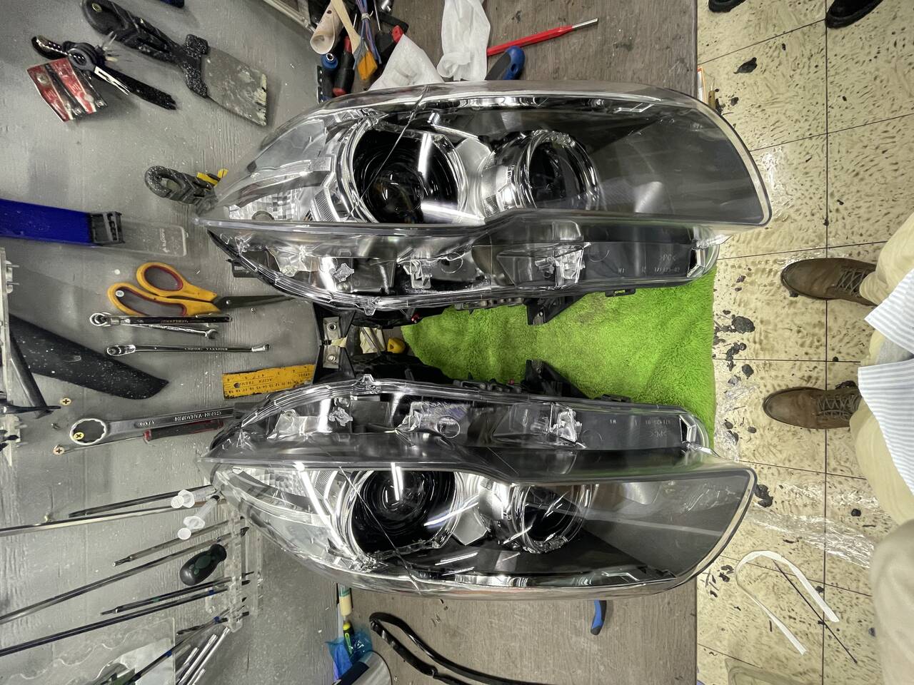 Ремонт фар и оптики любой сложности, установка лин в Санкт-Петербурге фото 4 Услуги Санкт-Петербург