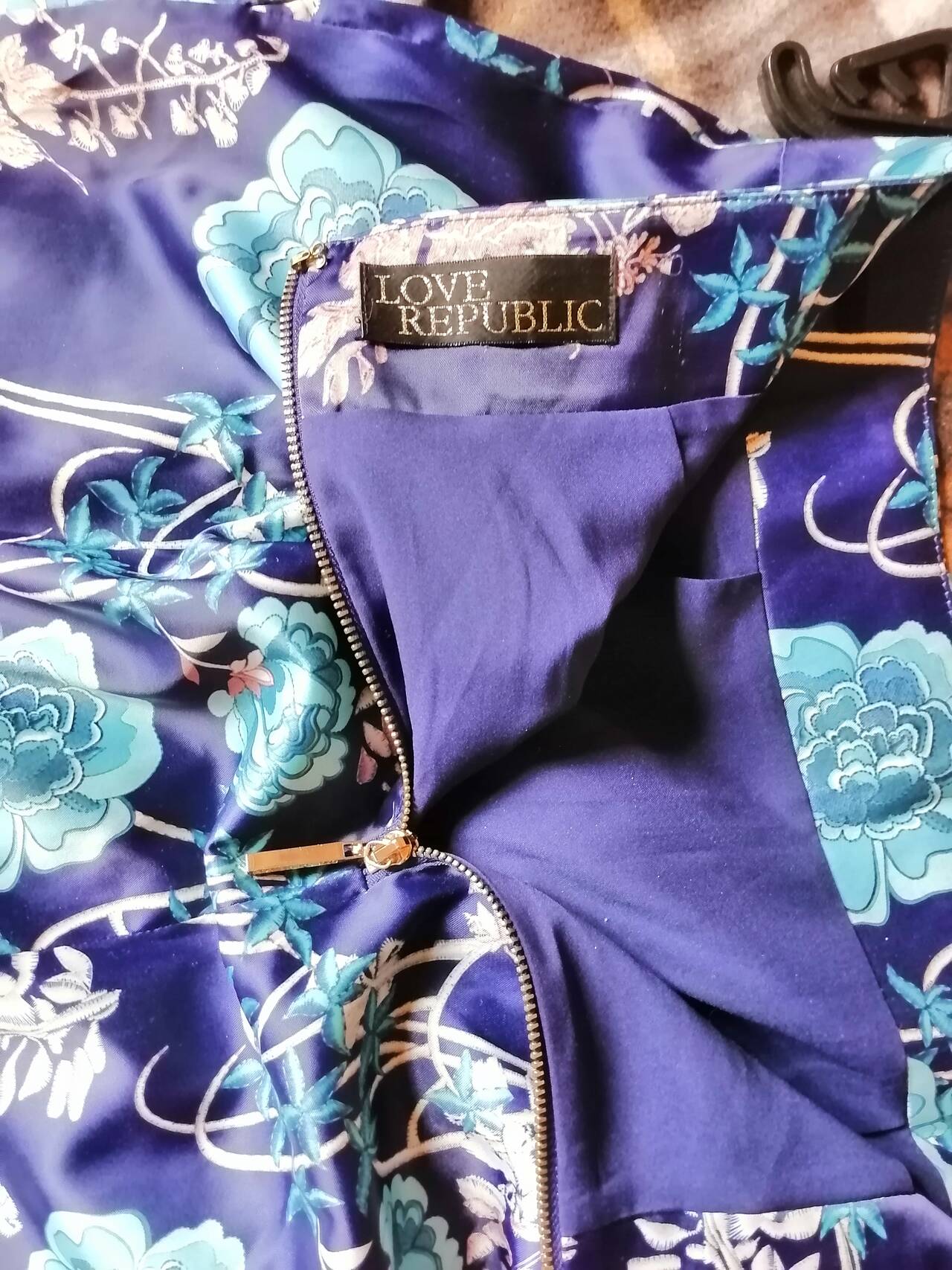 Юбка Красивая яркая мини  в цветы. Р 44-46. Стильная нарядная в Москве фото 3 Личные вещи Москва