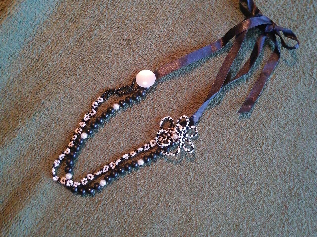 Бусы бусики чокер. Черно белый. Бусины бисер. Винтаж . новый. Хендмейд в Москве фото 2 Личные вещи Москва Бусы бусики чокер. Черно белый. Бусины бисер. Винтаж . новый. Хендмейд в Москве фото 2 Личные вещи Москва