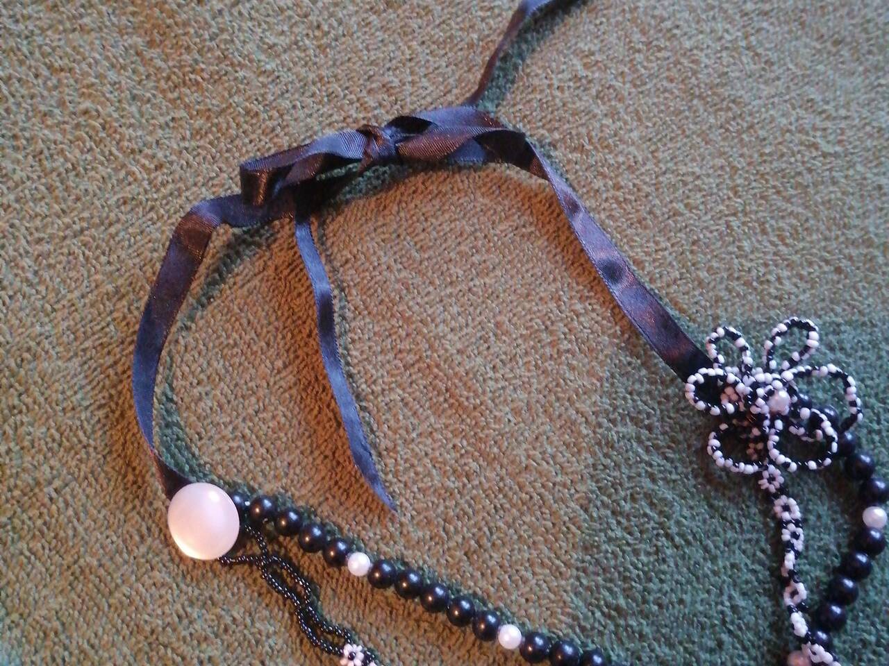 Бусы бусики чокер. Черно белый. Бусины бисер. Винтаж . новый. Хендмейд в Москве фото 4 Личные вещи Москва Бусы бусики чокер. Черно белый. Бусины бисер. Винтаж . новый. Хендмейд в Москве фото 4 Личные вещи Москва