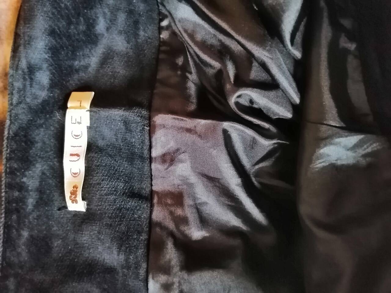 Юбка с вышивкой черный бархат. С запахом. Винтаж бохо хиппи р 46 в Москве фото 7 Личные вещи Москва Юбка с вышивкой черный бархат. С запахом. Винтаж бохо хиппи р 46 в Москве фото 7 Личные вещи Москва