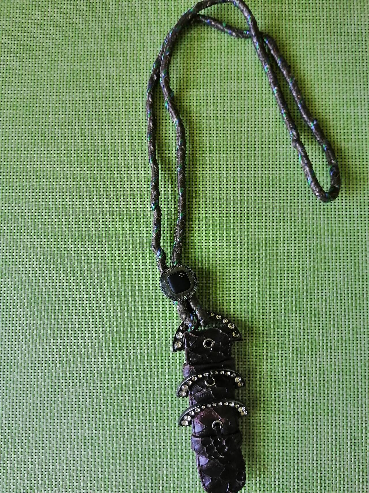 Крупное украшение на шею. Подвеска. Креатив. Винтаж. Хендмейд в Москве фото 1 Личные вещи Москва