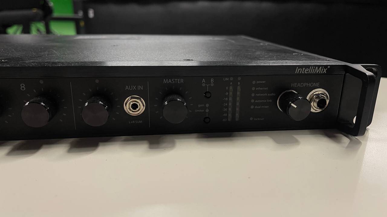 ПРОДАМ Микшер микрофонный  Shure CSM820E DAN в Москве фото 3 Бытовая электроника Москва