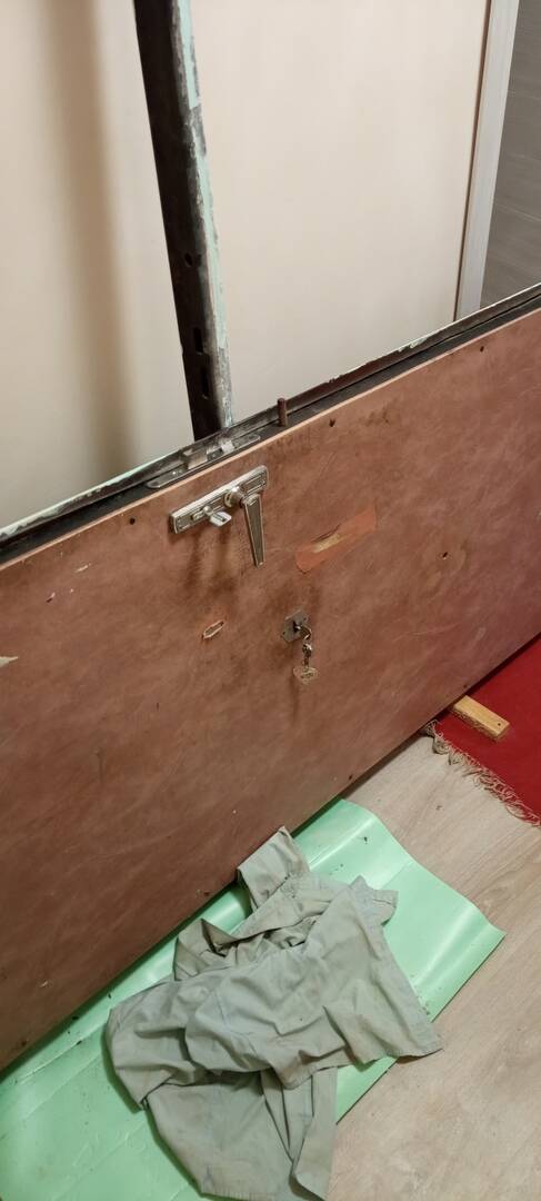 Дверь металлическая Б/у в Балашихе фото 3 Для дома и дачи Балашиха