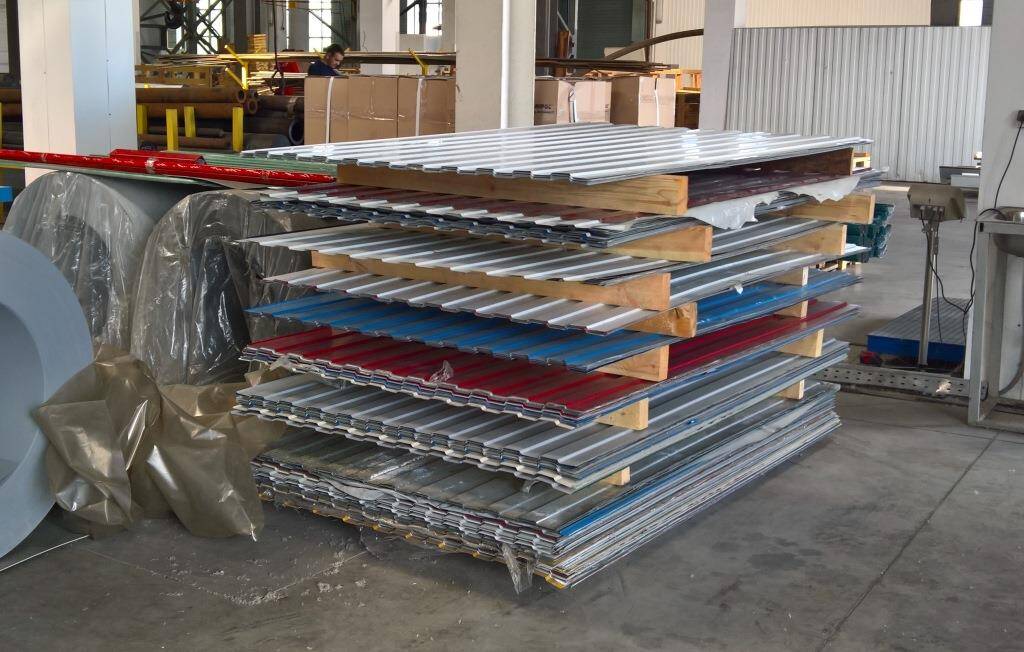 Профнастил Н114 0,8 мм , остаток: 1 т , по доступным ценам в Екатеринбурге фото 2 Для дома и дачи Екатеринбург