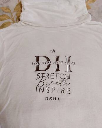 Свитер женский Deha (Италия)