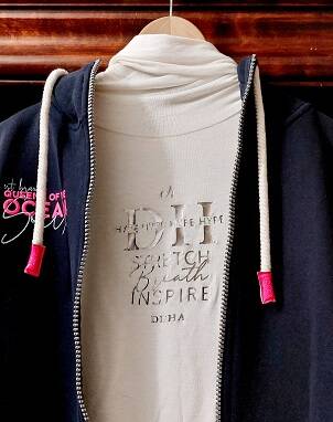 Свитер женский Deha (Италия) в Москве фото 3 Личные вещи Москва