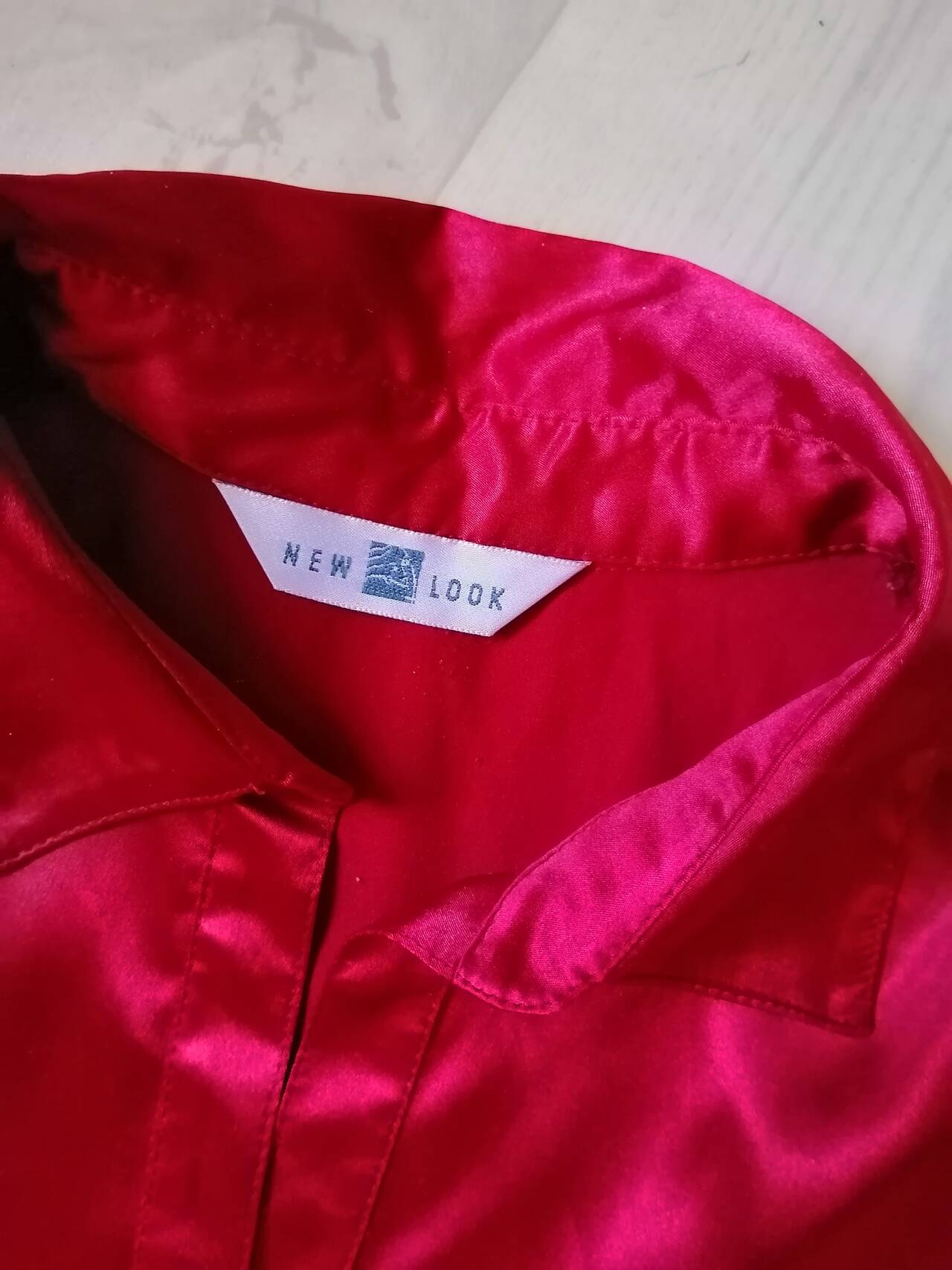 Блуза рубашка красная атласная р 44. New look в Москве фото 3 Личные вещи Москва