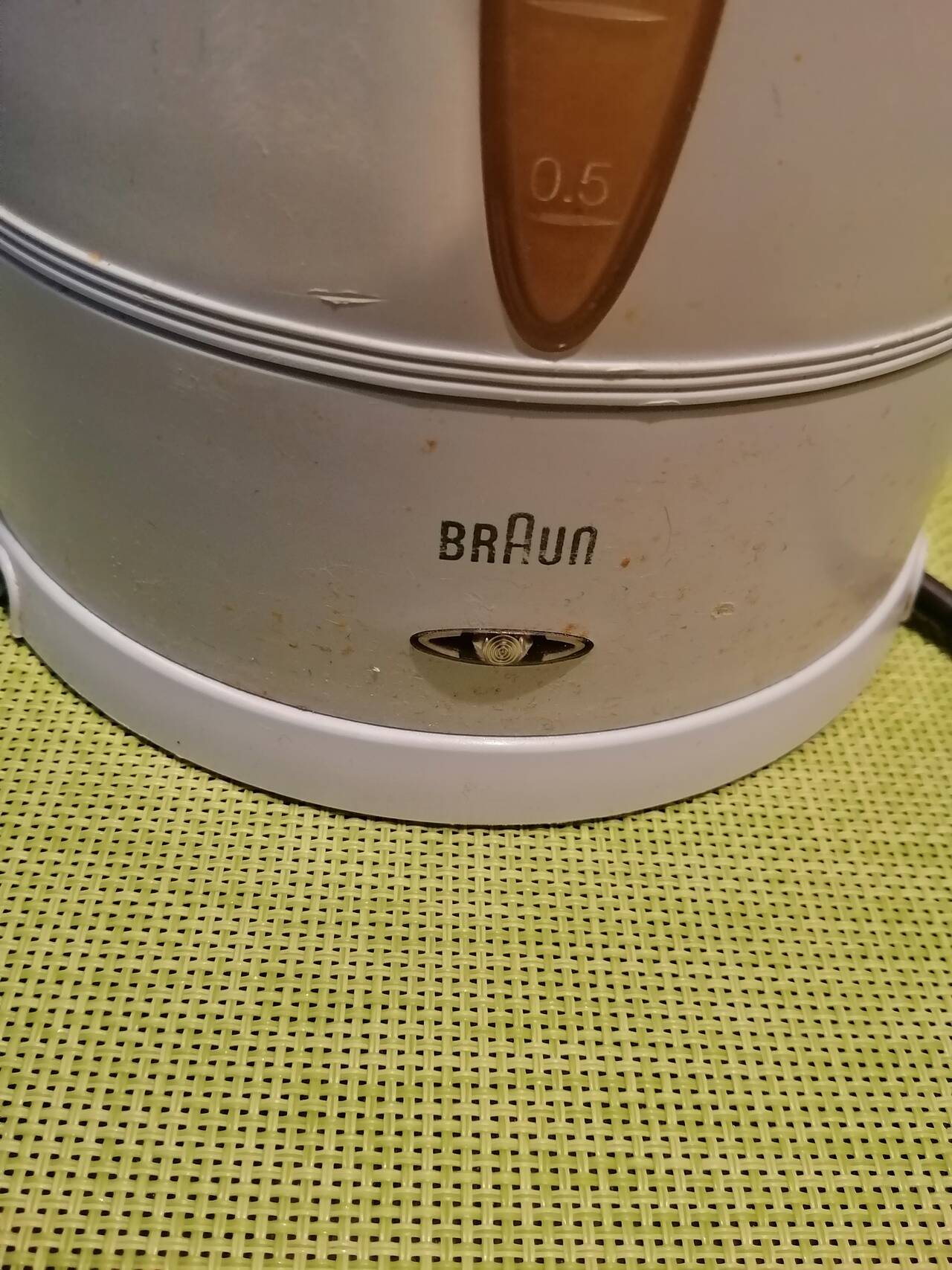 Электрический чайник Braun  на запчасти в Москве фото 4 Бытовая электроника Москва