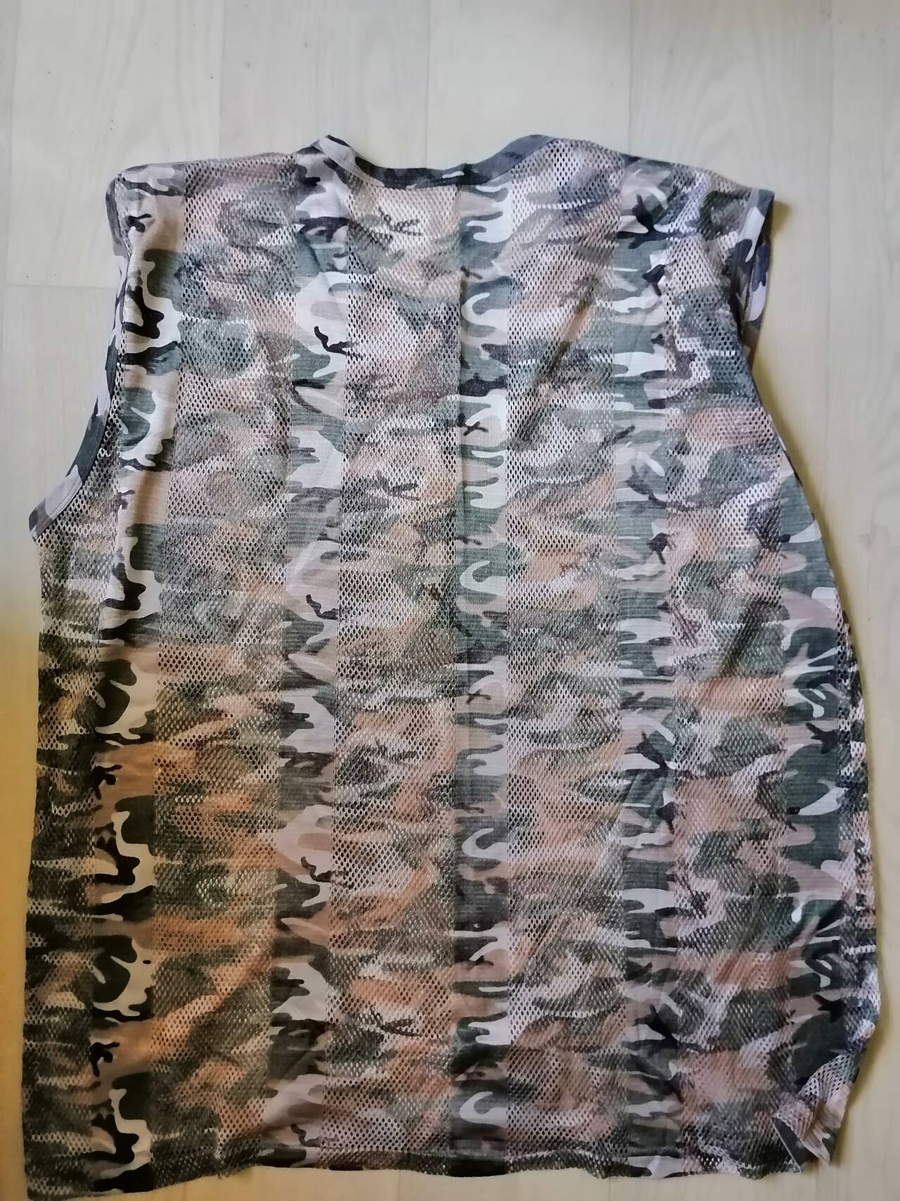 Майка сетка пиксель мужская летняя р 54 в Москве фото 2 Личные вещи Москва