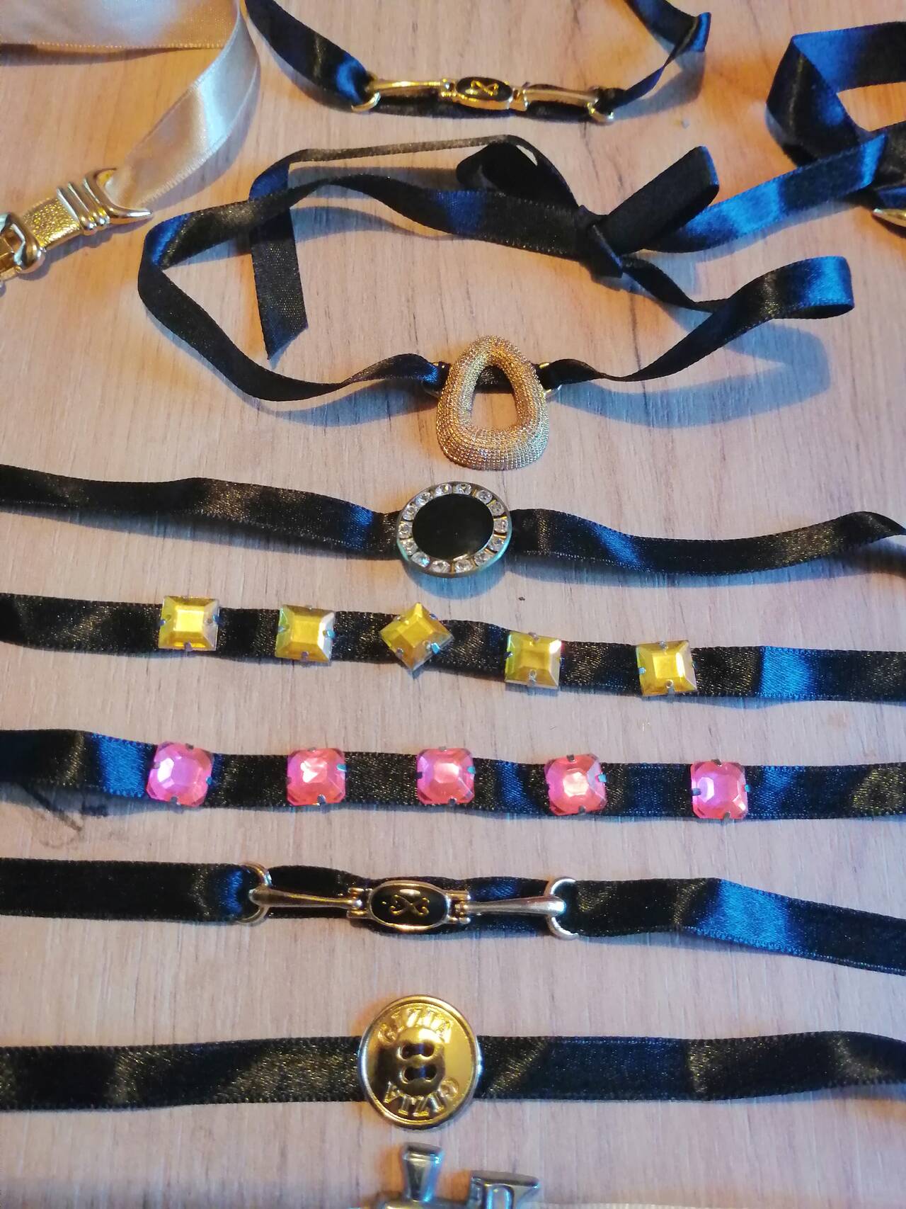 Чокер креативное украшение на шею. Стильное украшение. Ручная работа. Эксклюзив в Москве фото 5 Личные вещи Москва Чокер креативное украшение на шею. Стильное украшение. Ручная работа. Эксклюзив в Москве фото 5 Личные вещи Москва