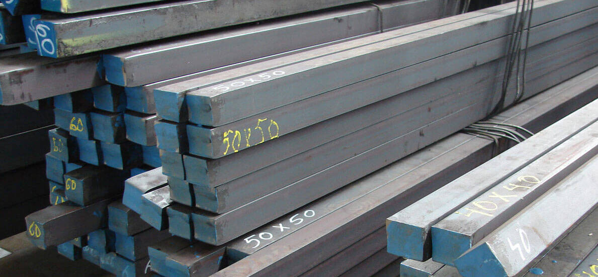 Квадрат 7Х3 120х120 мм из наличия, остаток: 0,44 т в Екатеринбурге фото 1 Для дома и дачи Екатеринбург