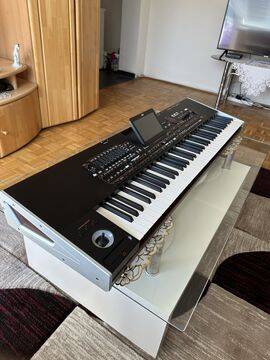 Синтезатор Korg Pa4X ( не рабочий ) Синтезатор Korg Pa4X ( не рабочий )