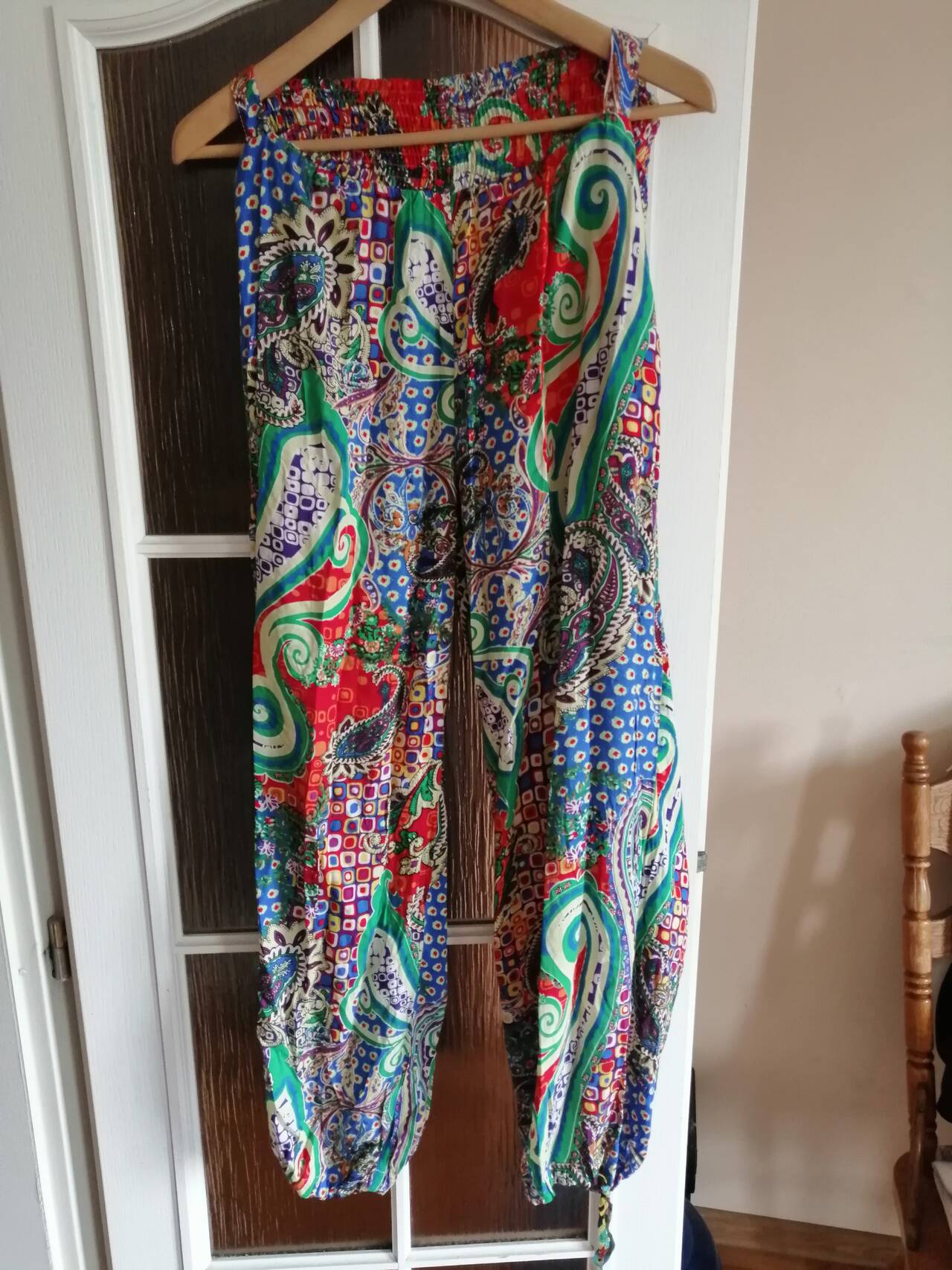 Женские шаровары, на тесемках новые, талия на широкой резинке, шелк, размер 48, 500 руб. в Москве фото 1 Личные вещи Москва