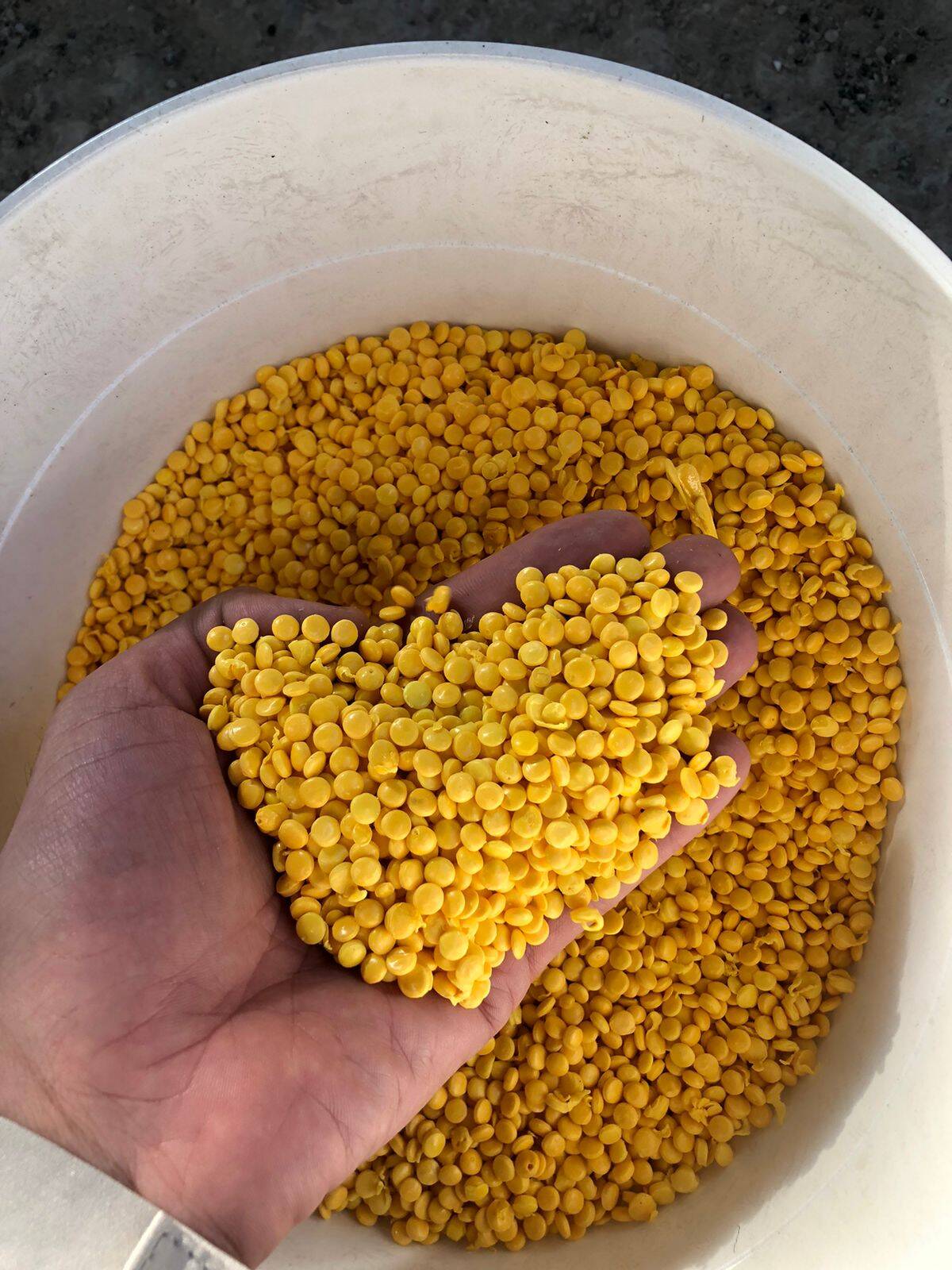 Продам Полиэтилен низкого давления (ПНД)-желтого цвета гранулированный вторичный