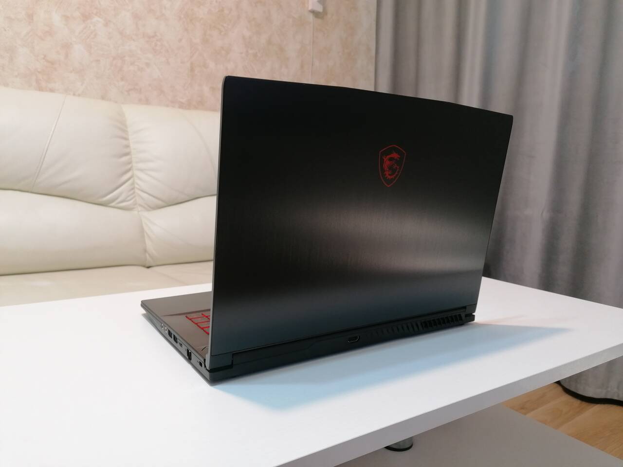 Игровой ноутбук MSI  в Москве фото 4 Бытовая электроника Москва