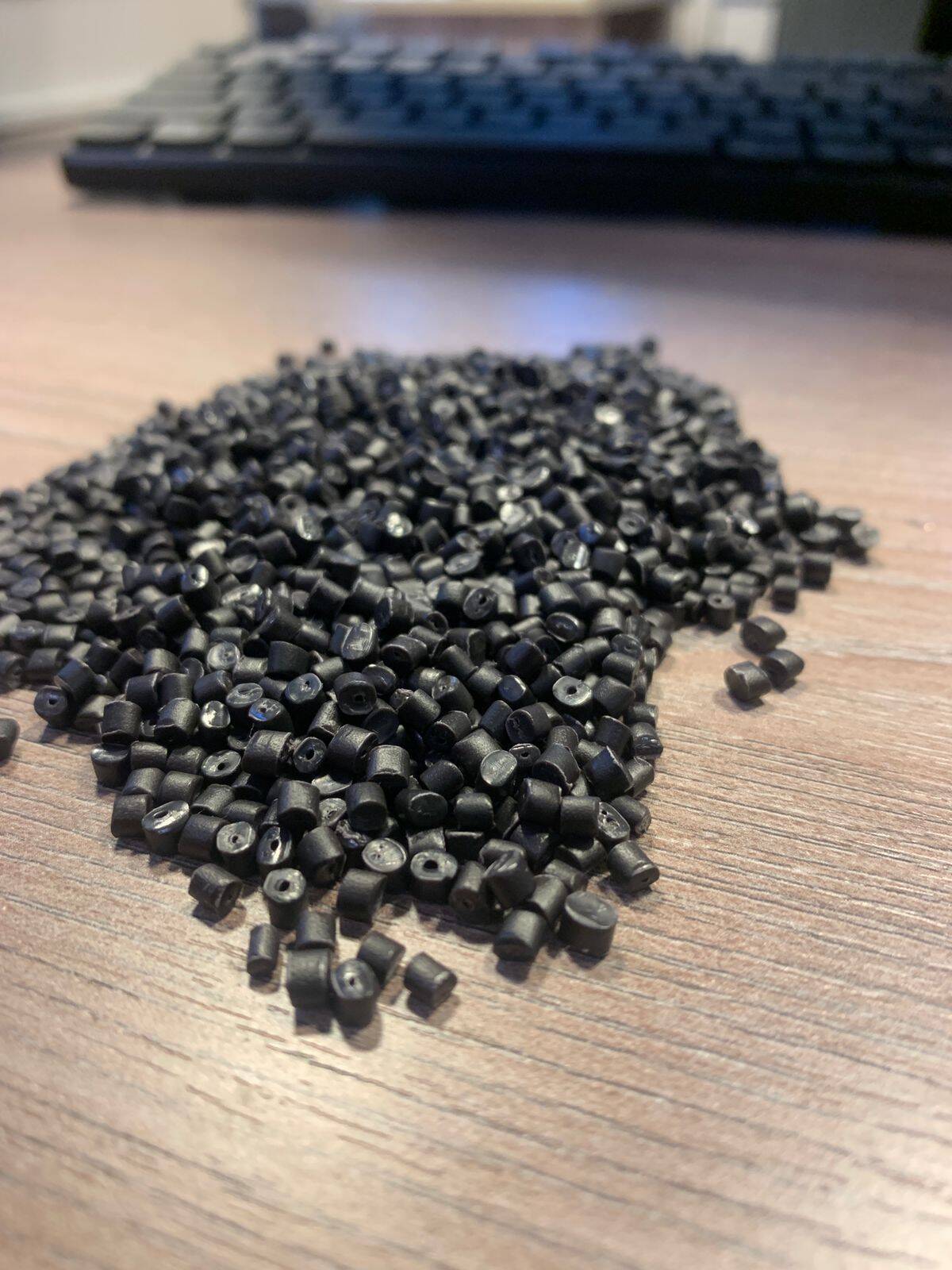 Продам гранулированный черный вторичный Полипропилен