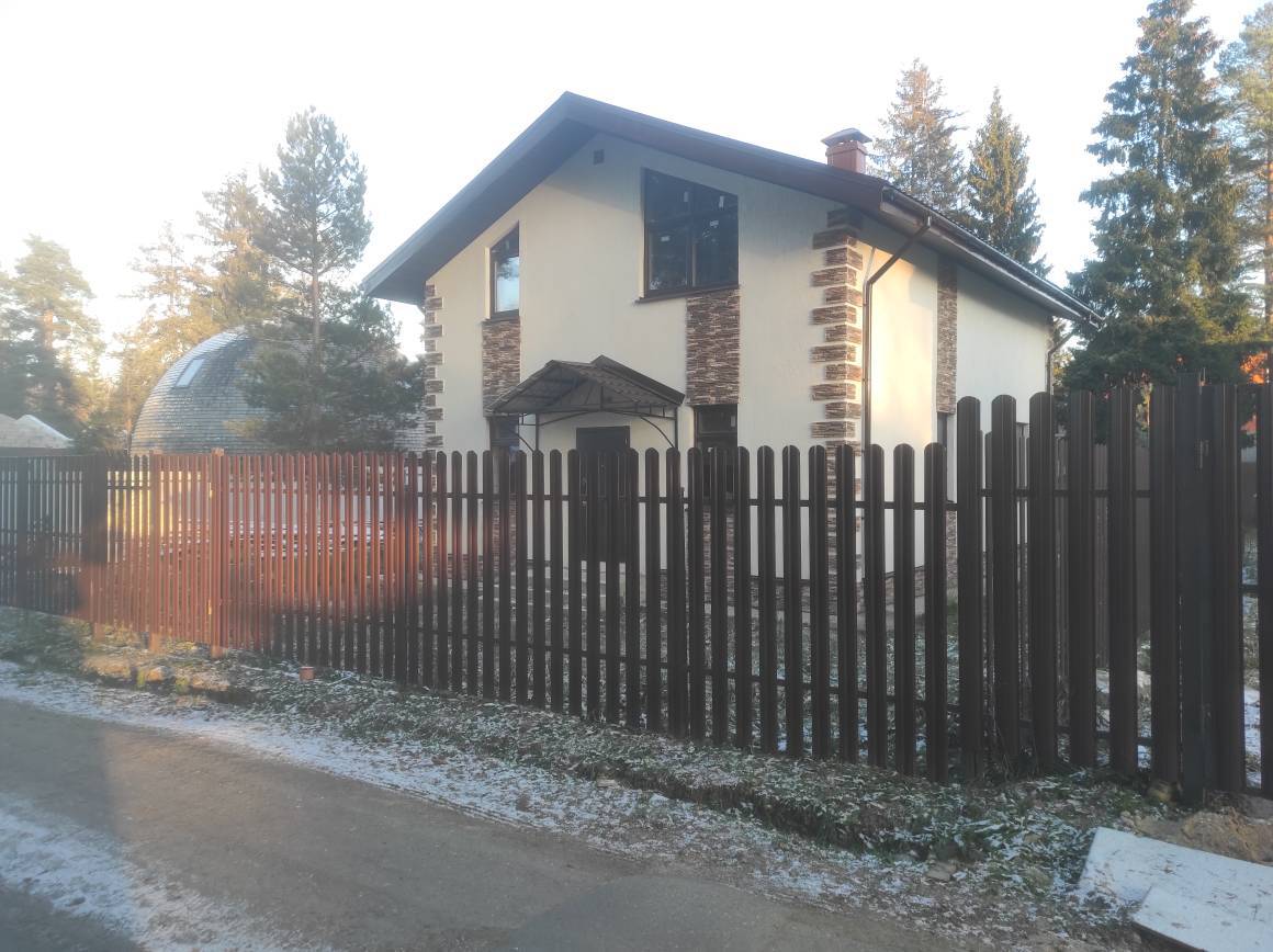 Коттедж с центральными коммуникациями