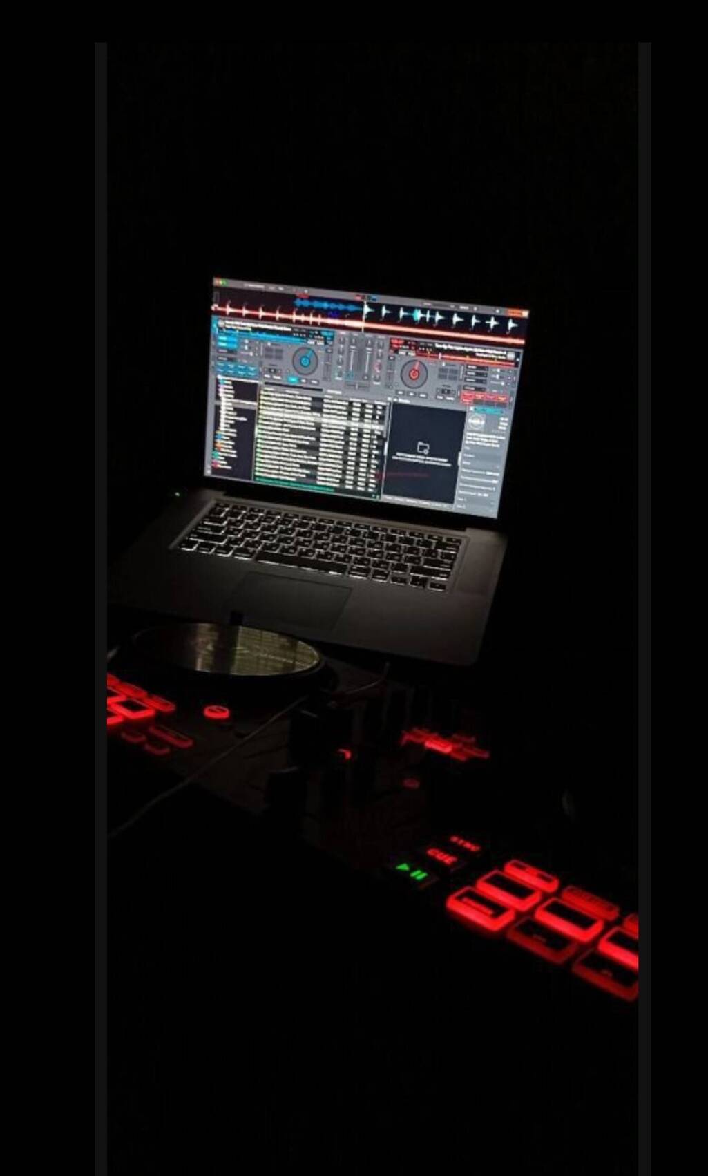 DJ контроллер Numark MixTrack Pro FX в Подольске фото 4 Увлечения и отдых Подольск DJ контроллер Numark MixTrack Pro FX в Подольске фото 4 Увлечения и отдых Подольск