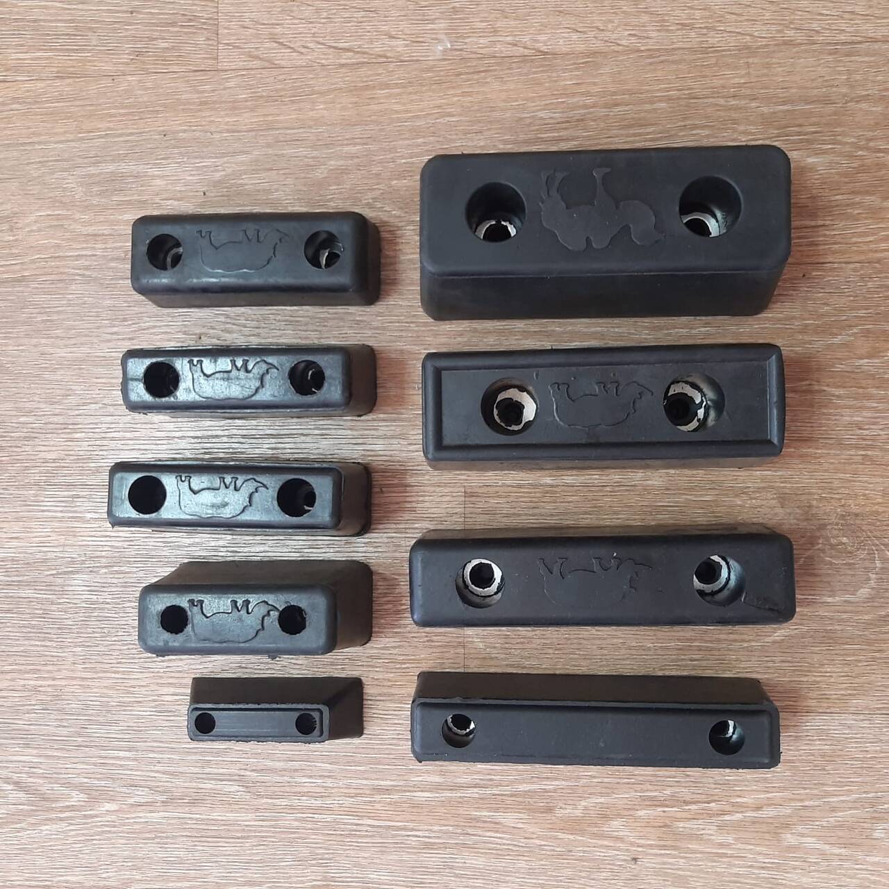 Отбойник / буфер / упор заднего борта резиновый для защиты в Ростове-на-Дону фото 1 Транспорт Ростов-на-Дону