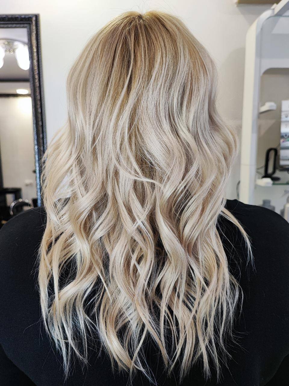 Стрижка и окрашивание в Москве фото 2 Услуги Москва