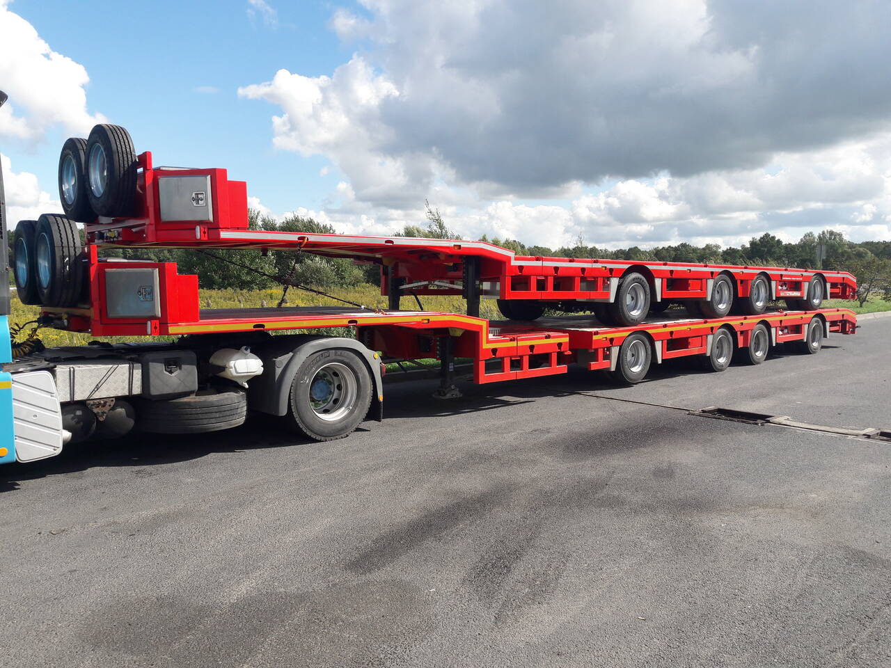 Полуприцеп низкорамный раздвижной в Калининграде фото 2 Транспорт Калининград