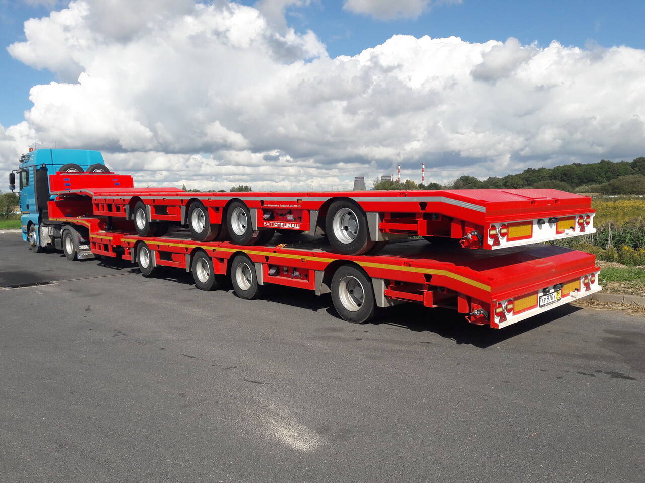 Полуприцеп низкорамный раздвижной в Калининграде фото 3 Транспорт Калининград