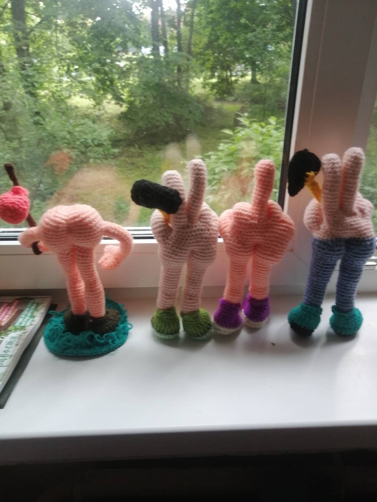 Игрушка-рукопоп вязаный