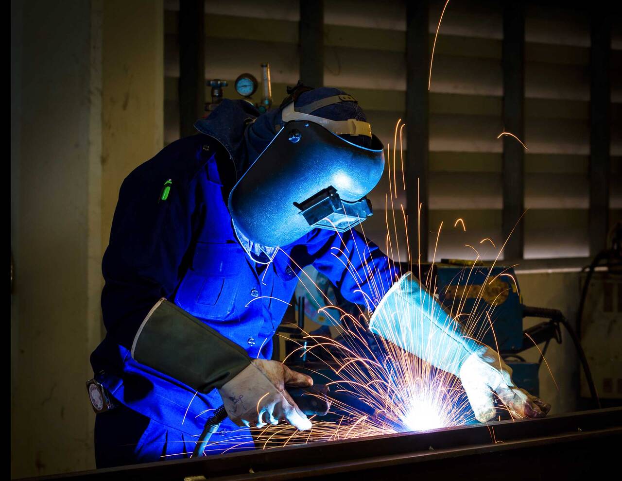 ООО "Строительно-монтажный комплекс" на объекты строительства линейной части и инфраструктурных площадочных объектов в Иркутской области приглашает на работу вахтовым методом: - электрогазосварщиков РД/РАД НАКС (ОХНВП); - монтажников ТТ; ООО "Строительно-монтажный комплекс" на объекты строительства линейной части и инфраструктурных площадочных объектов в Иркутской области приглашает на работу вахтовым методом: - электрогазосварщиков РД/РАД НАКС (ОХНВП); - монтажников ТТ;