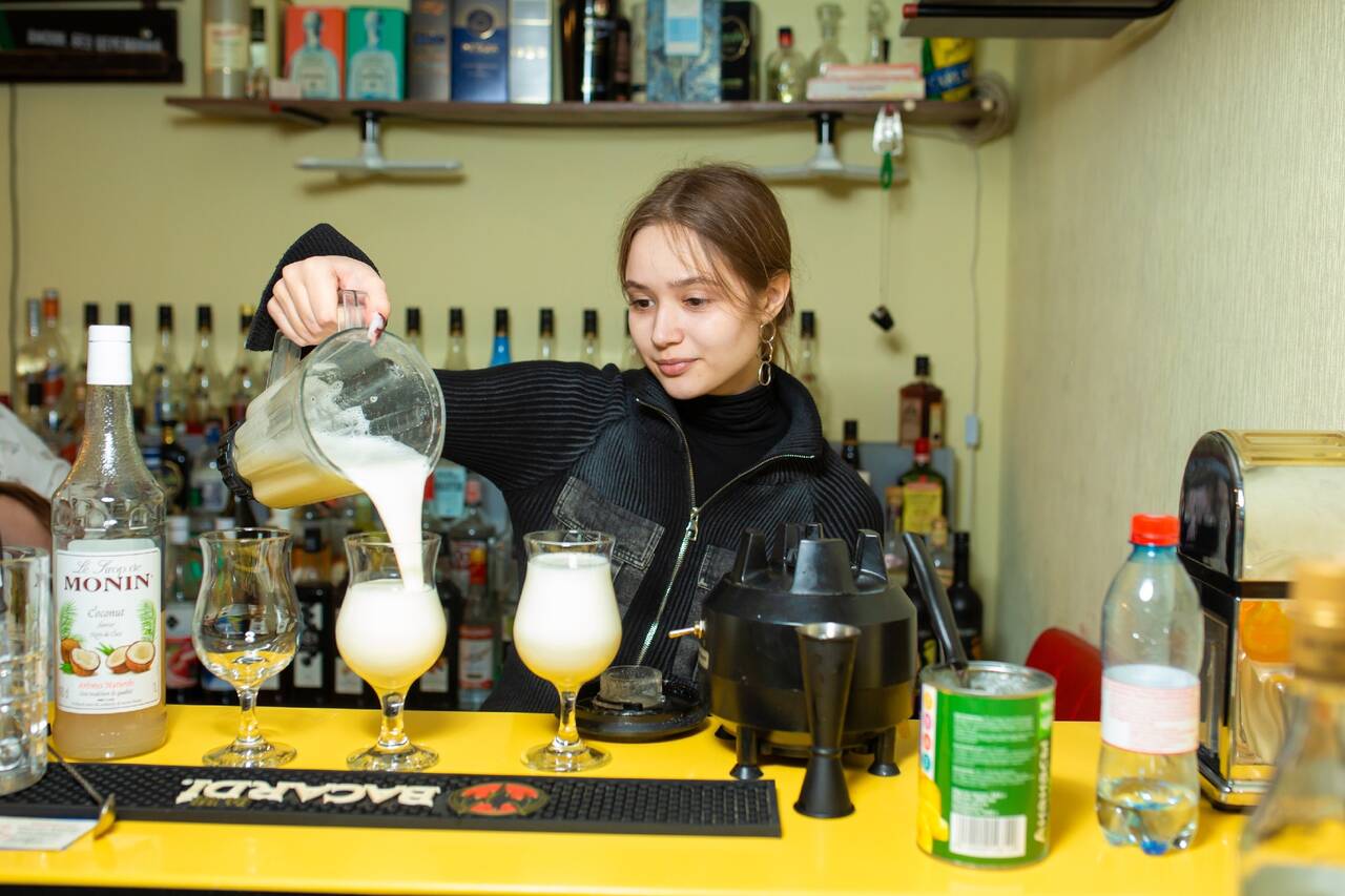 Школа барменов в Краснодаре фото 7 Услуги Краснодар Школа барменов в Краснодаре фото 7 Услуги Краснодар