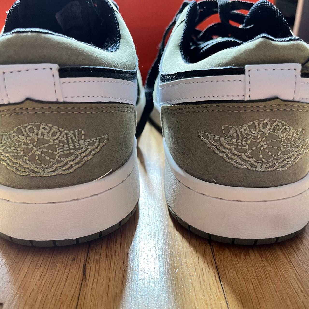 Кроссовки Nike Air Jordan 1 low green в Москве фото 6 Личные вещи Москва