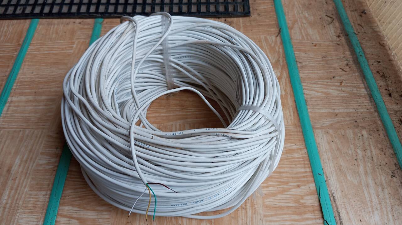 Кабель для охранной и пожарной сигнализации 4х 0,4