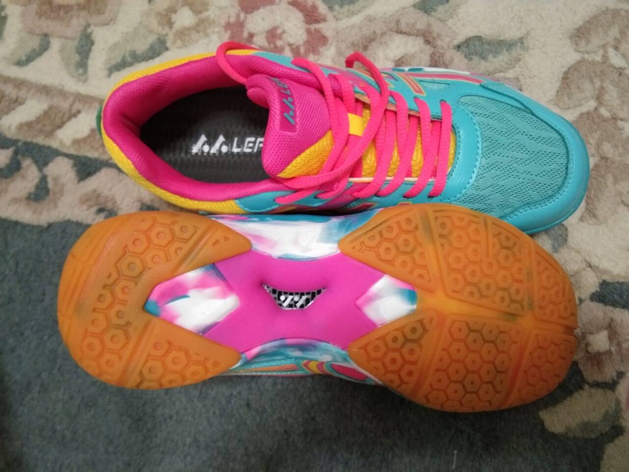 кроссовки в Москве фото 3 Личные вещи Москва