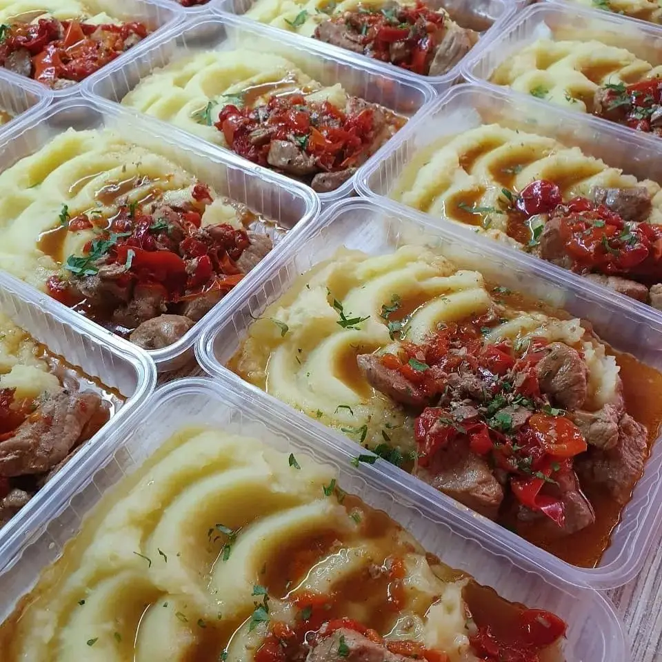 Доставка VIP обедов  в Екатеринбурге фото 6 Услуги Екатеринбург