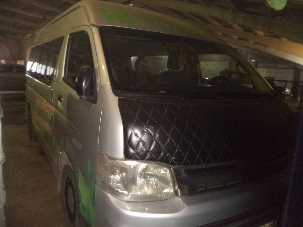 Продается Toyota Hiace 2.7 MT