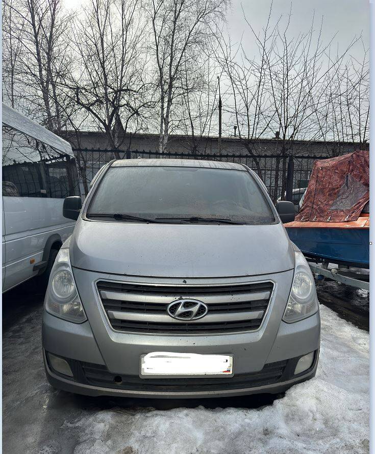 Продается Hyundai H-1 2.4 AT.
