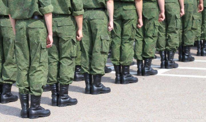 Служба по контракту