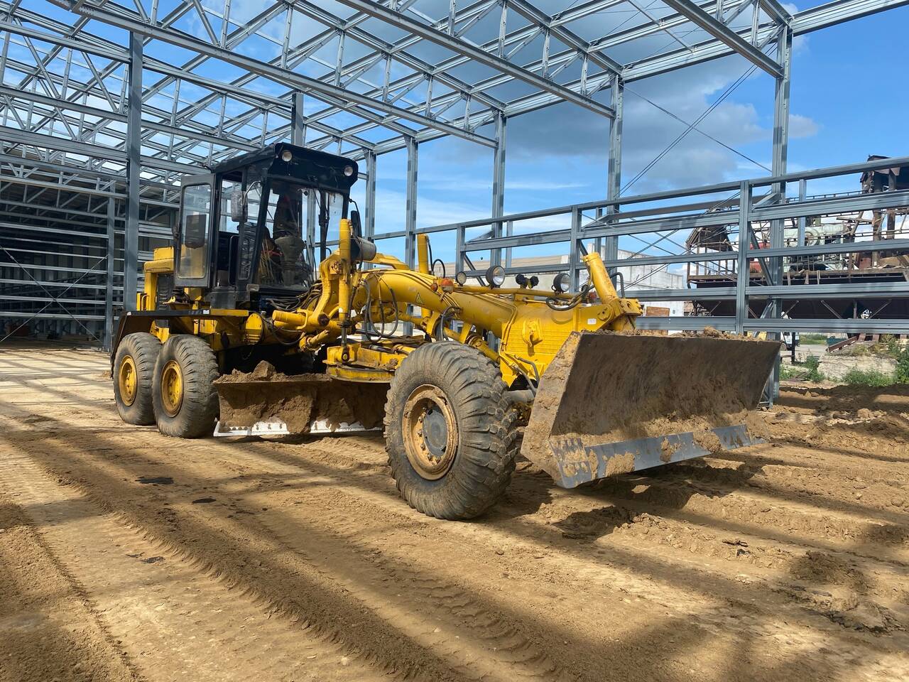 Аренда и услуги спецтехники в Кургане фото 4 Услуги Курган