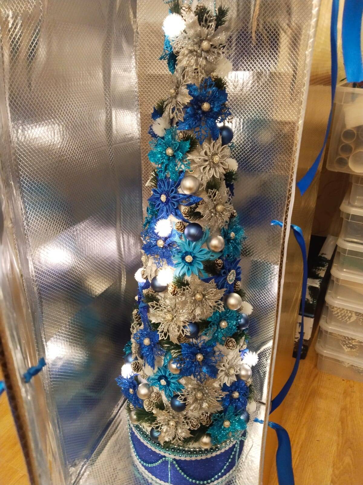 НОВОГОДНИЕ ЁЛКИ в Москве фото 6 Для дома и дачи Москва НОВОГОДНИЕ ЁЛКИ в Москве фото 6 Для дома и дачи Москва