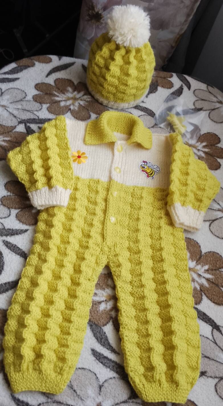 100% шерсть. Вязаный комплект на 7-12 мес.  в Москве фото 4 Личные вещи Москва