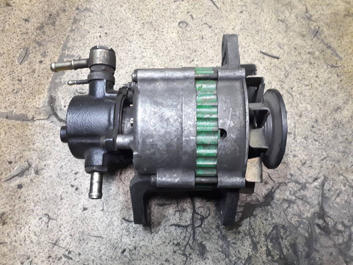 генератор NISSAN Terrano 1993-1996 в Санкт-Петербурге фото 1 Транспорт Санкт-Петербург